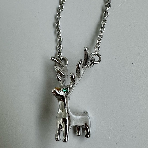 Jewelry - Christmas reindeer silver necklace